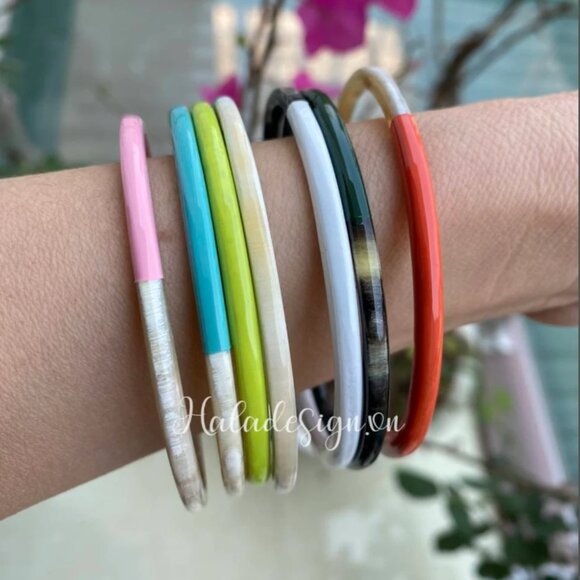 1 piece Natural Buffalo Horn Lacquered Bangle - Picture 3 of 3